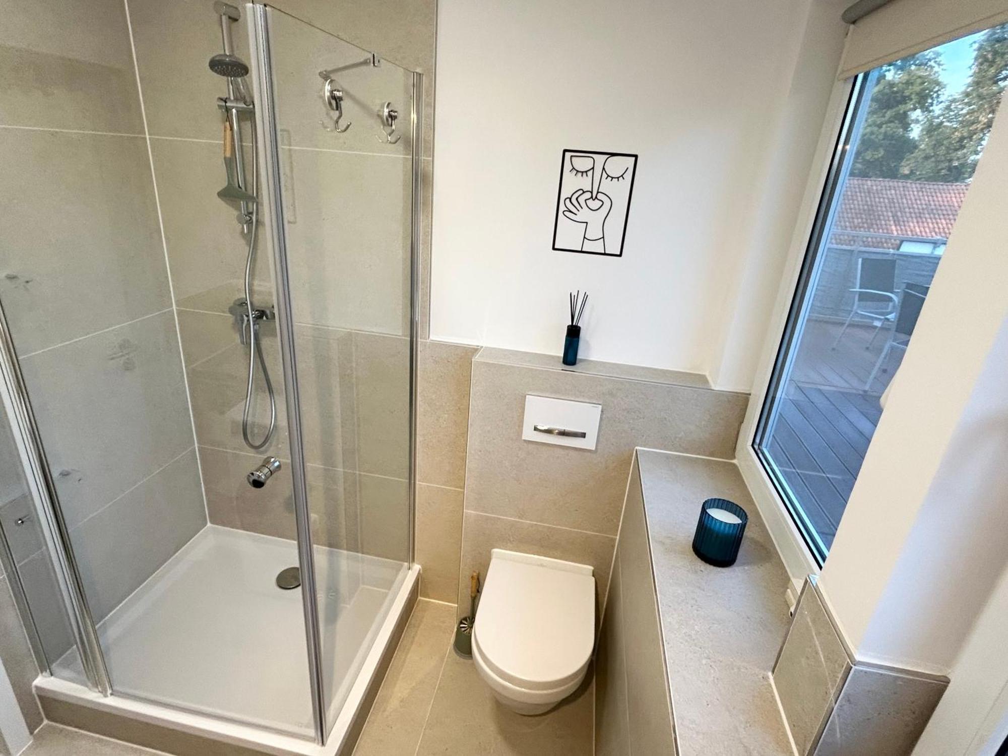 Lgh-Moderne, Ruhige Wohnung, Naehe Zum Flughafen Und Autobahn, 24H-Self-Check-In, Vollausgestattet, Disneyplus, Waschmaschine Langenhagen  Exterior photo